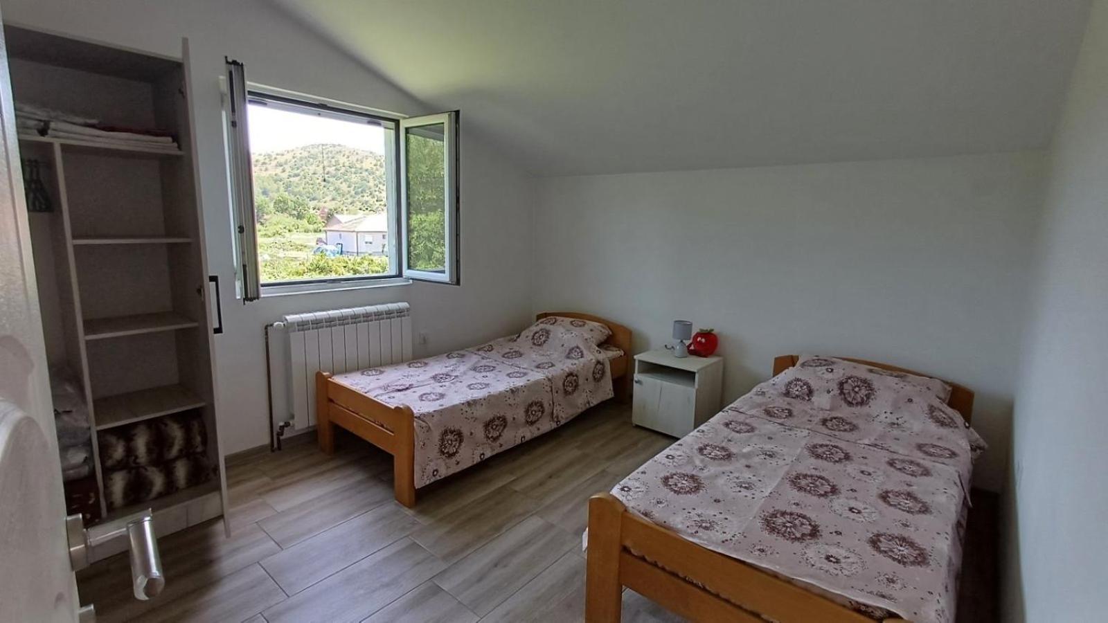 Cozy, Fully Equipped, Free Parking&Wifi, Quiet, 2Bd Apartment Podgorica Exterior photo